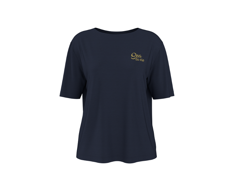 Navy blue T-shirt with golden 'Sea la vie' text on the chest.