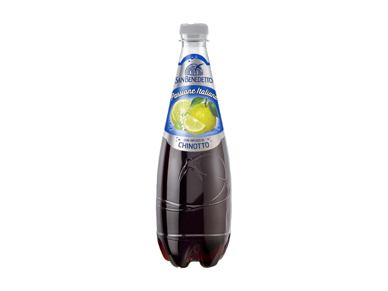 Bottle of dark sparkling drink with a lemon label and 'Italian Passion' text.