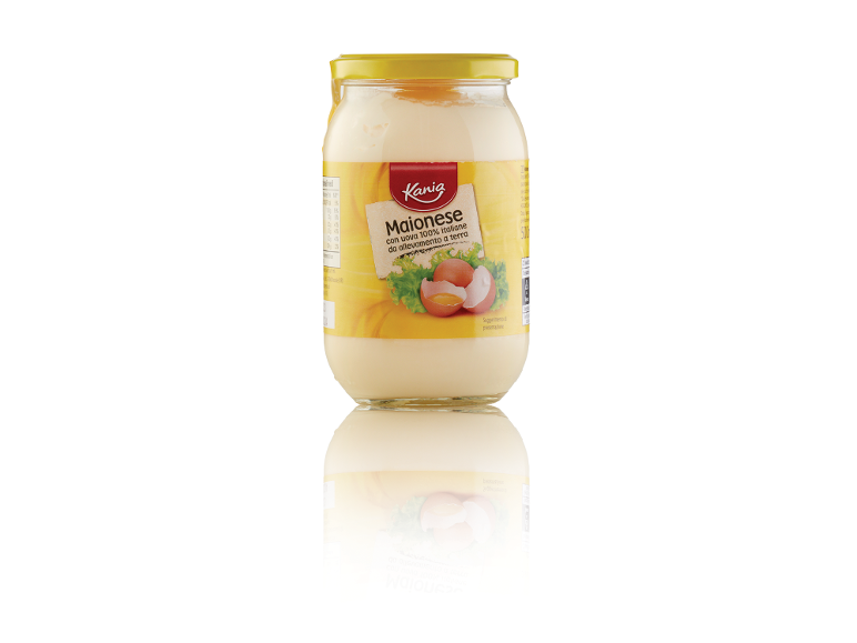 Jar of mayonnaise with 100% Italian eggs from free-range hens.