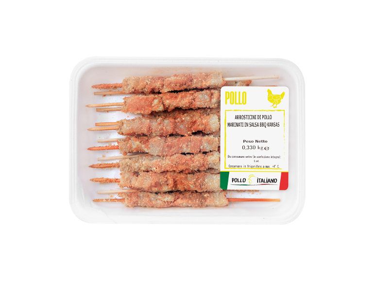 Chicken skewers marinated in BBQ Kansas sauce, net weight 0.330 kg.