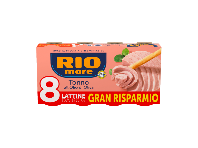Pack of 8 cans of tuna in olive oil, with the text 'GRAN RISPARMIO' (great saving).
