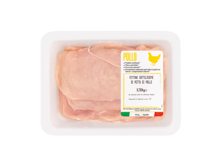 Packaging of thin chicken breast slices, 0.250 kg, with information on product origin.