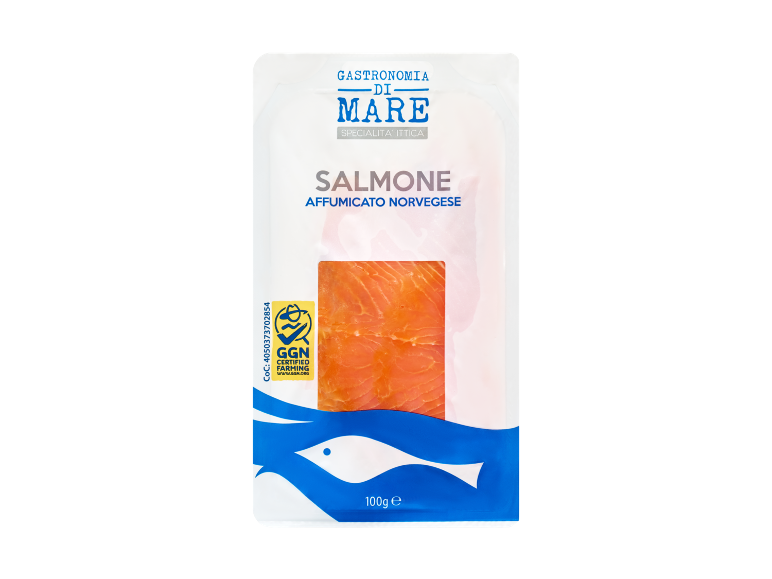 100g package of Norwegian smoked salmon with GGN certification.
