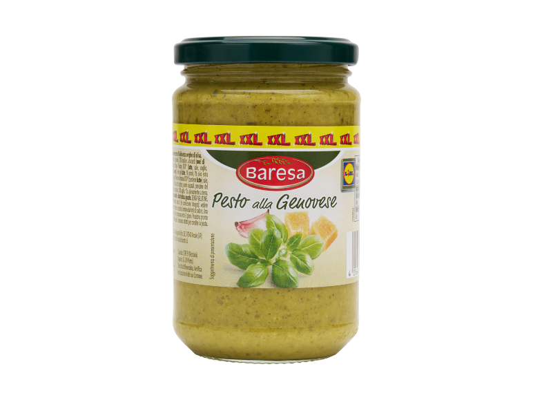 Jar of green pesto alla Genovese with basil and garlic, labeled XXL.