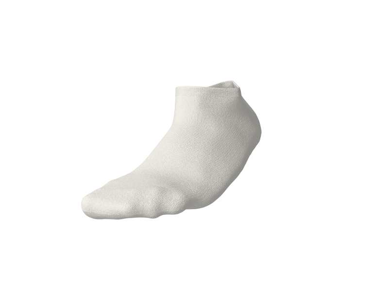 Single white ankle sock