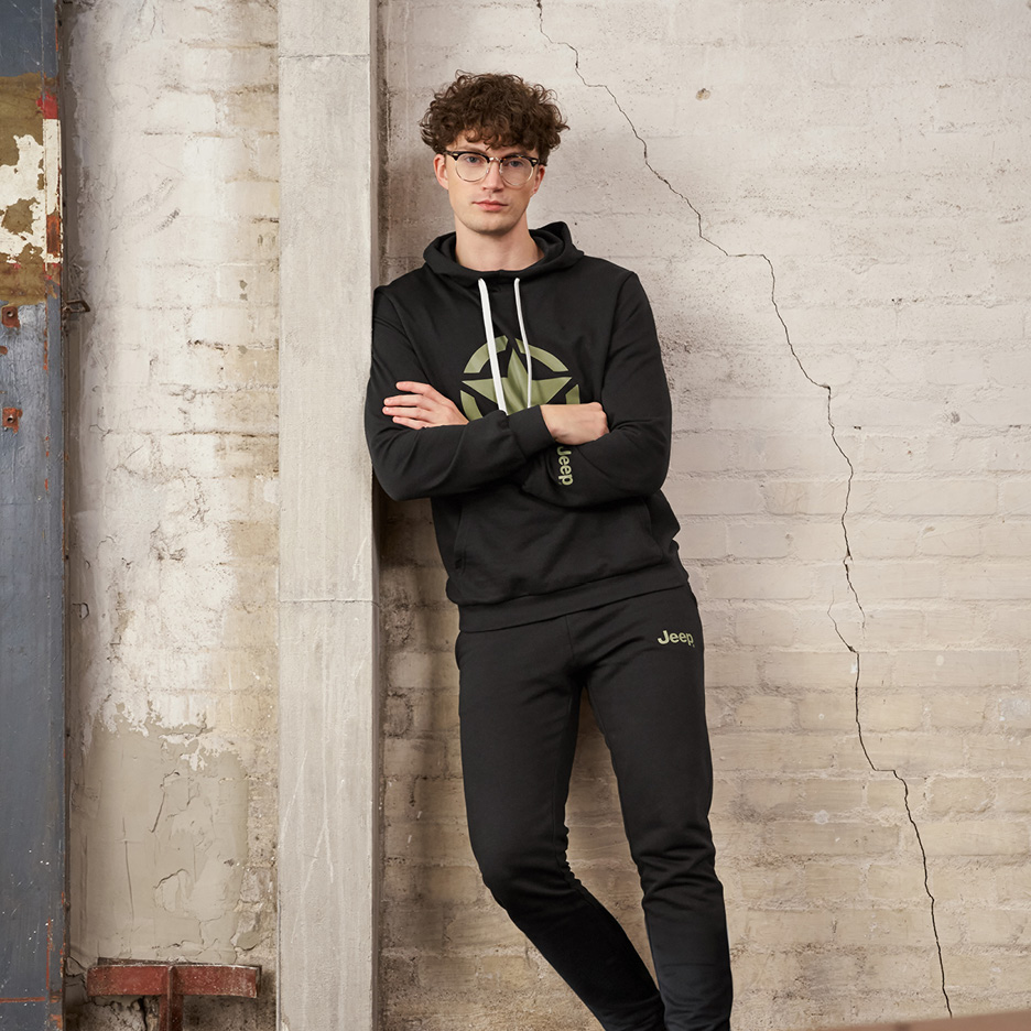 Fashion & Accessories