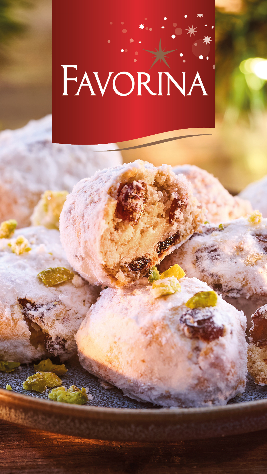 Favorina brand cookies, dusted with powdered sugar and garnished with pistachios.