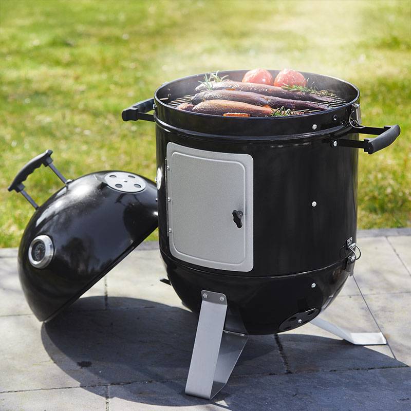 Black smoker grill with lid.